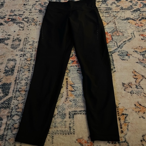 Old Navy Active Black High-Rise Leggings - Picture 1 of 3